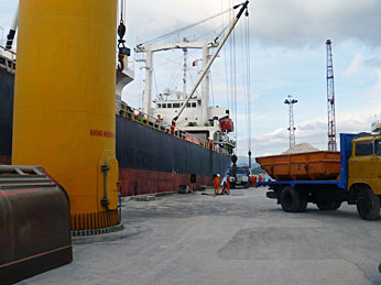 Cam Ranh Vietnam Port