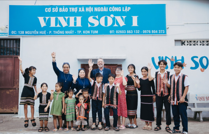 Vietnam corporate initiatives, Vietnam trade solutions, Vietnam Companies that care. Vietnam manufacturers, Community involvement Vietnam,